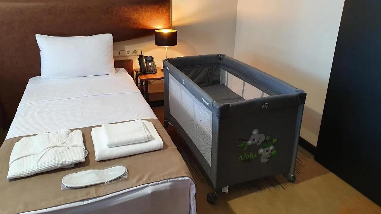 Carousel Hotel تبليسي
